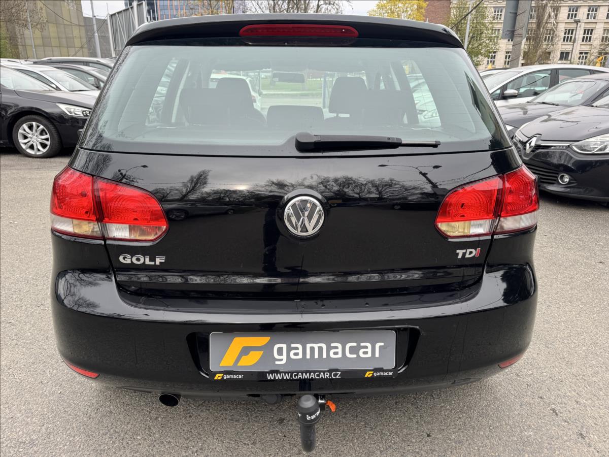 volkswagen-golf-1-6-krasny-stav-nove-rozvody - 9