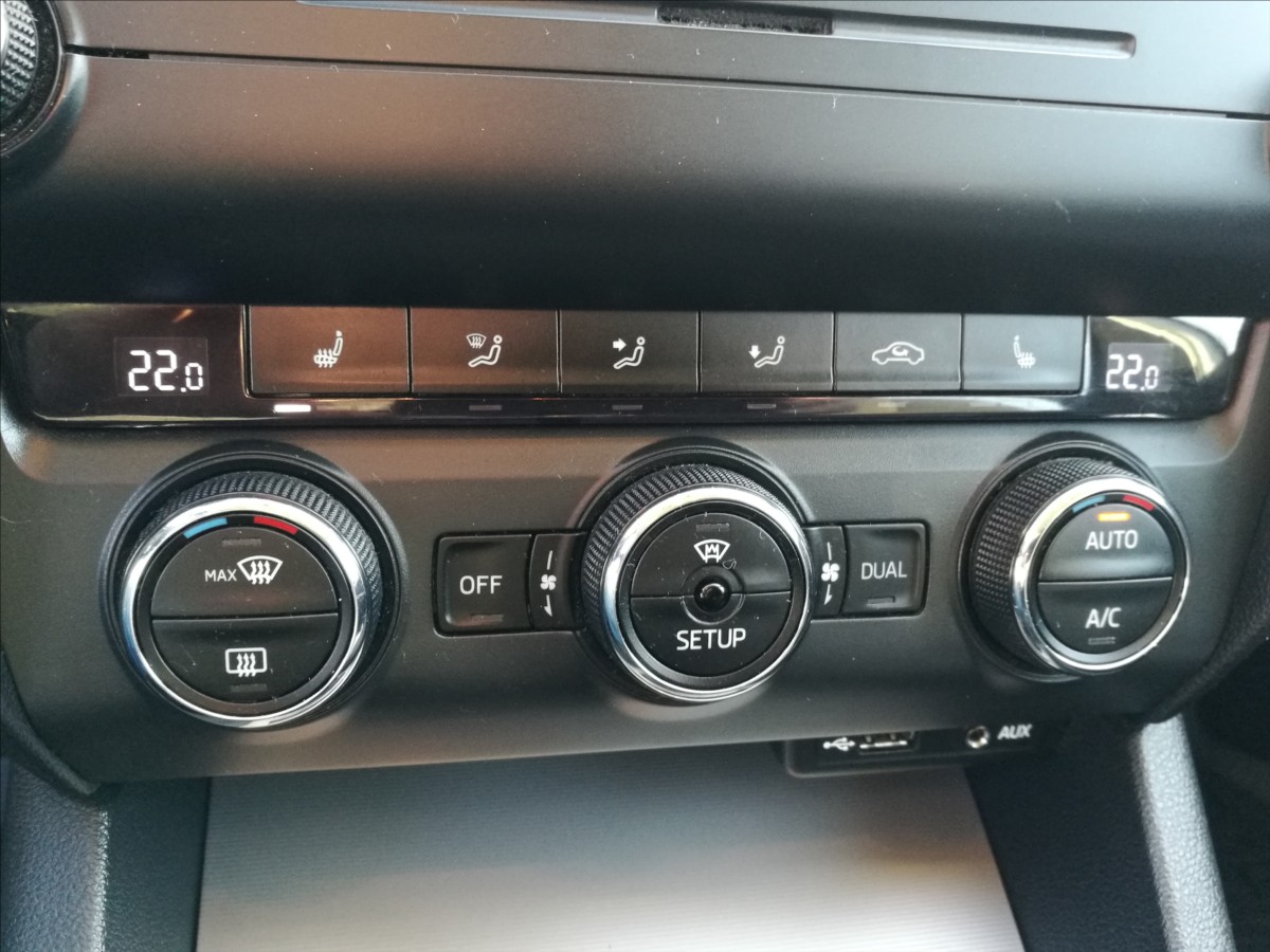 skoda-octavia-1-6-tdi-elegance - 6