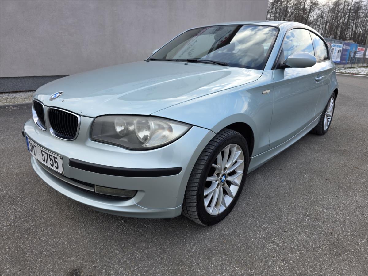 BMW Řada 1 2,0 105 KW KLIMA ABS ALU  2.0i 105 KW KLIMA ABS ALU