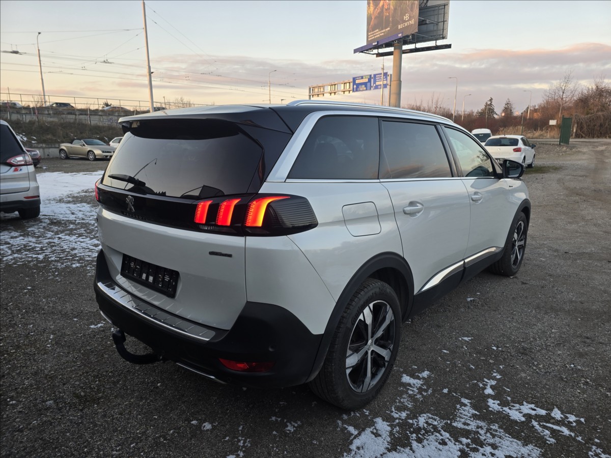 peugeot-5008-1-6-hdi-gt-line - 4