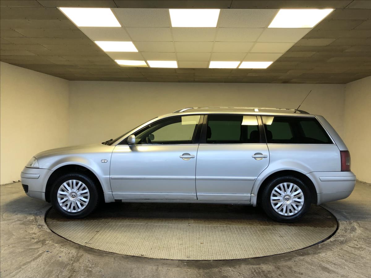 volkswagen-passat-1-9-tdi-trendline - 3