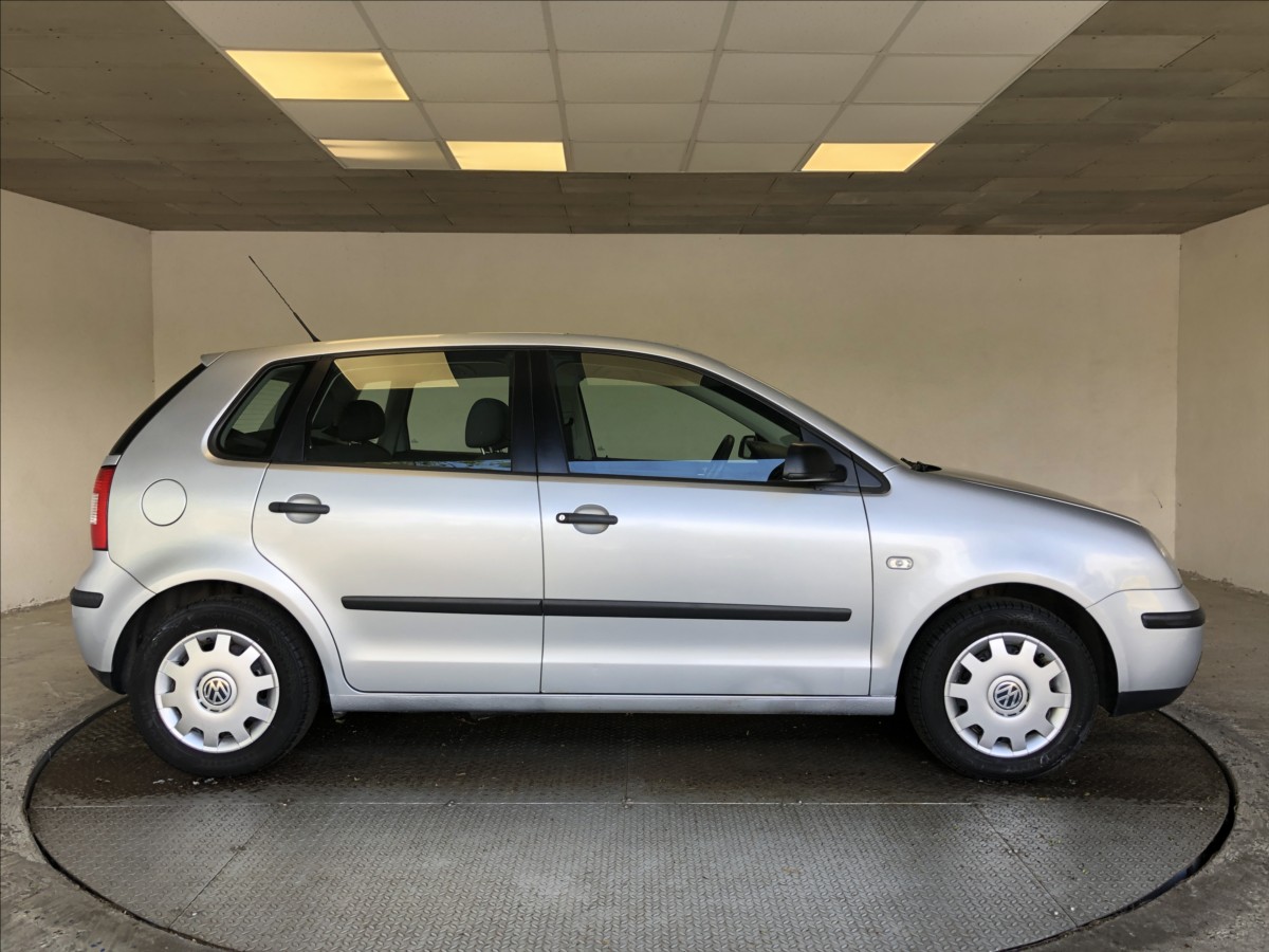volkswagen-polo-1-2-htp - 7