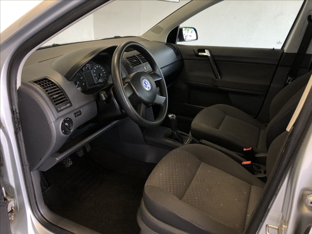 volkswagen-polo-1-2-htp - 8