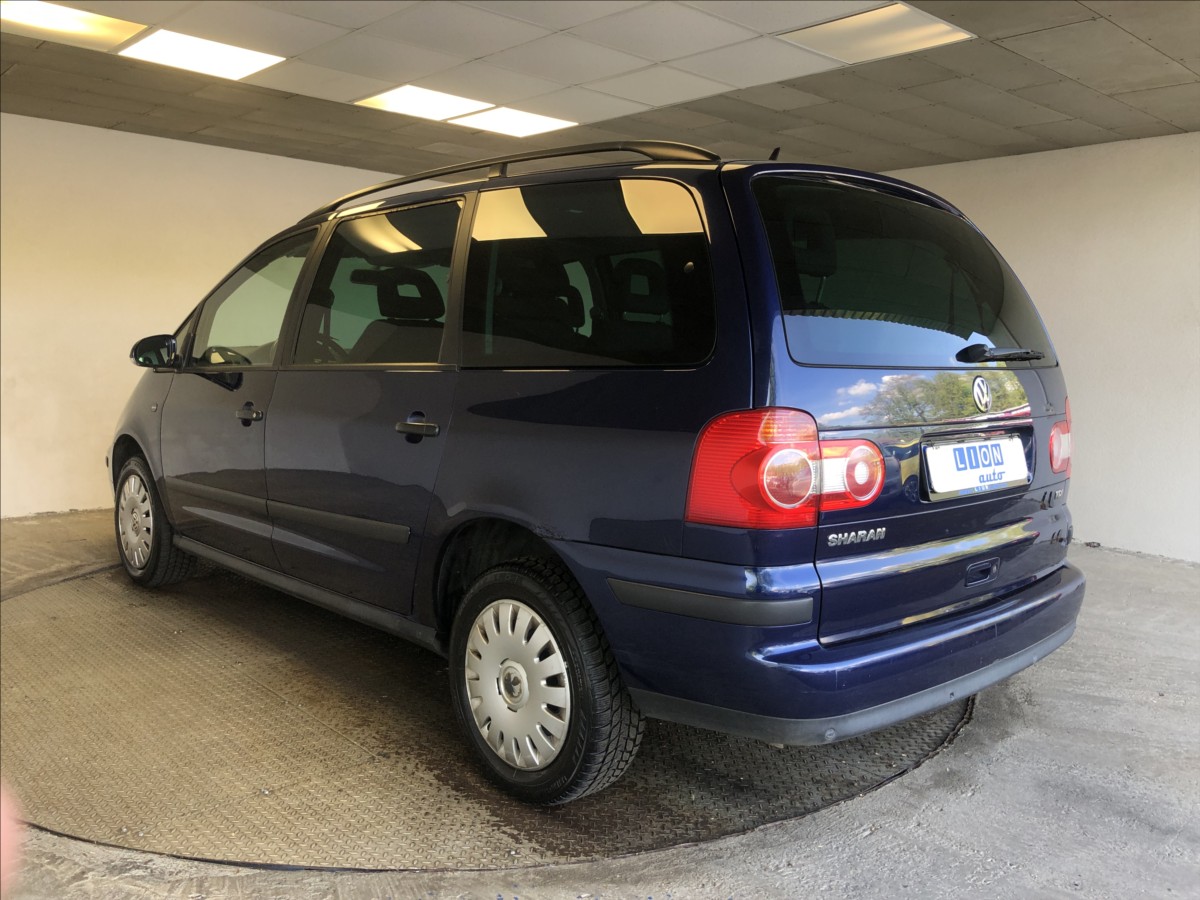 volkswagen-sharan-1-9-tdi-trendline - 4