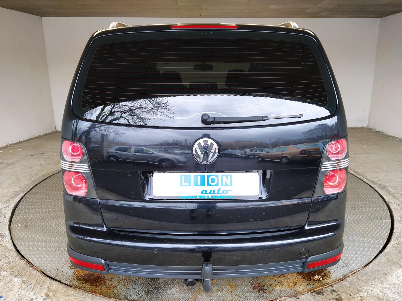 volkswagen-touran-1-4-tsi-103kw-crosstouran - 5