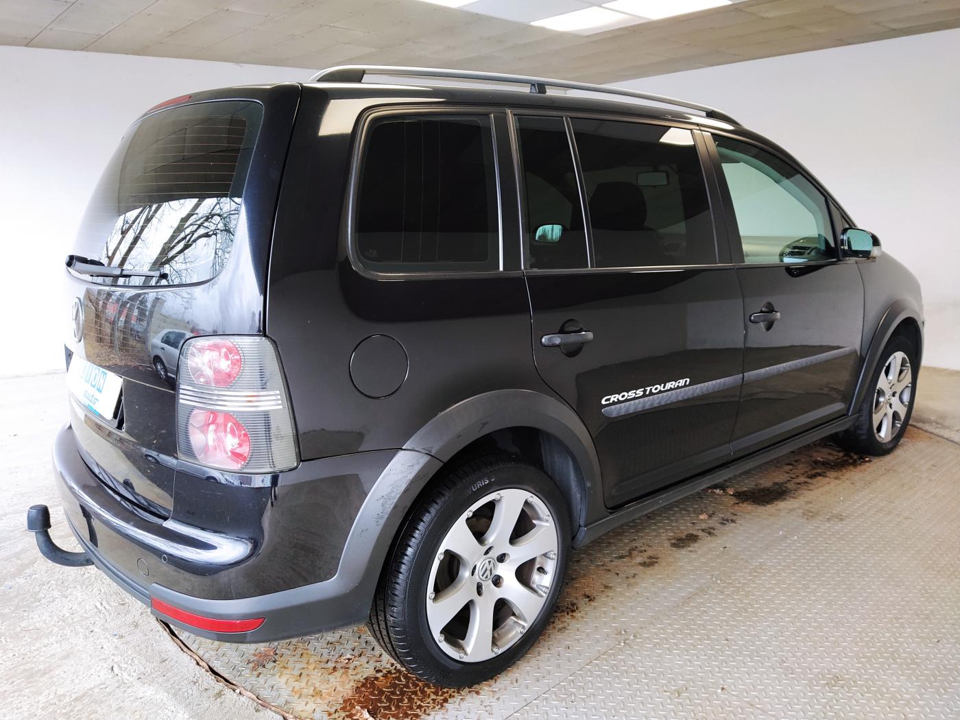 volkswagen-touran-1-4-tsi-103kw-crosstouran - 6