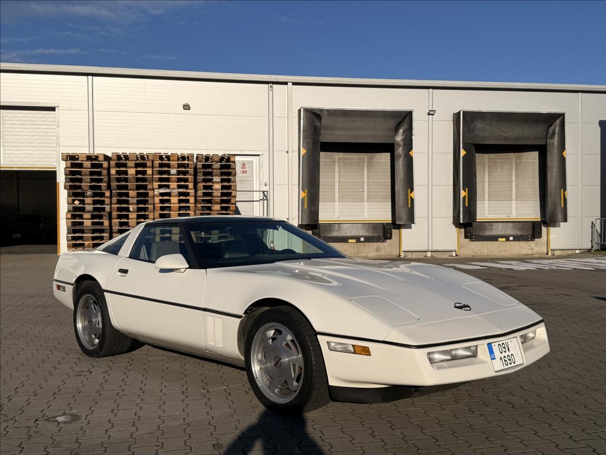 chevrolet-corvette-5-7-c4-po-renovaci - 3