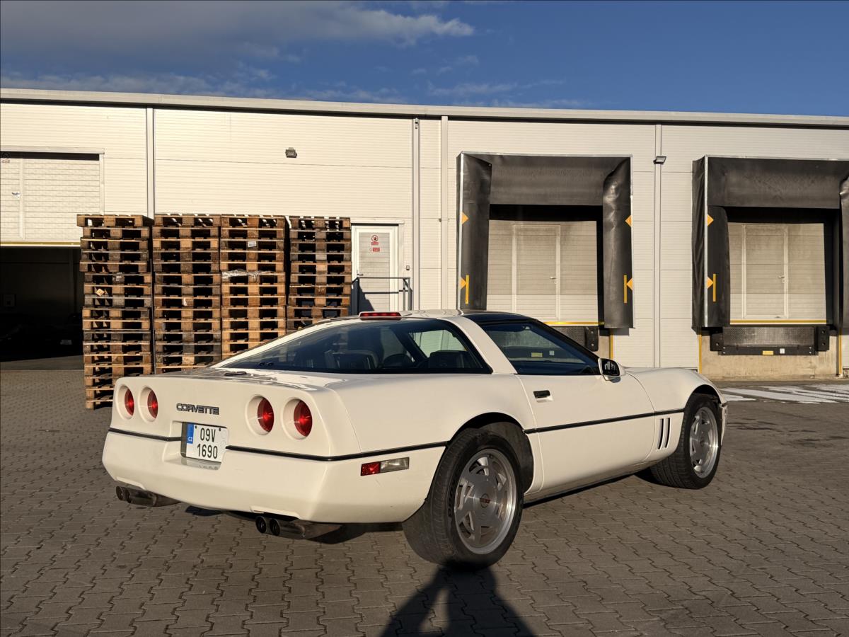 chevrolet-corvette-5-7-c4-po-renovaci - 5