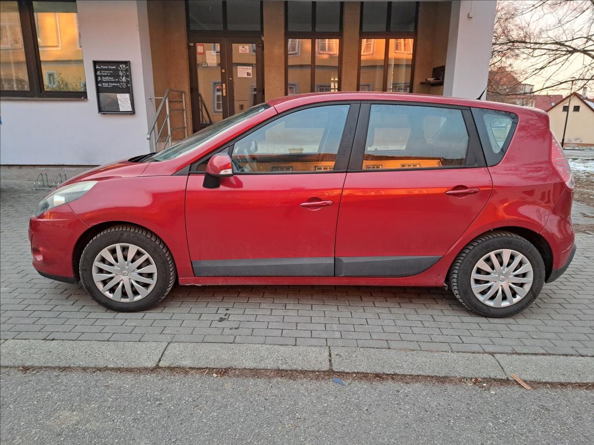 renault-scenic-1-5-dci - 5