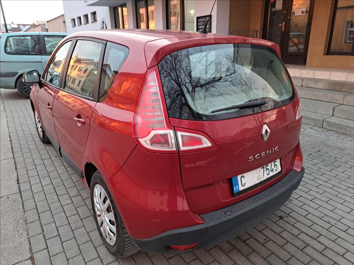 renault-scenic-1-5-dci - 7