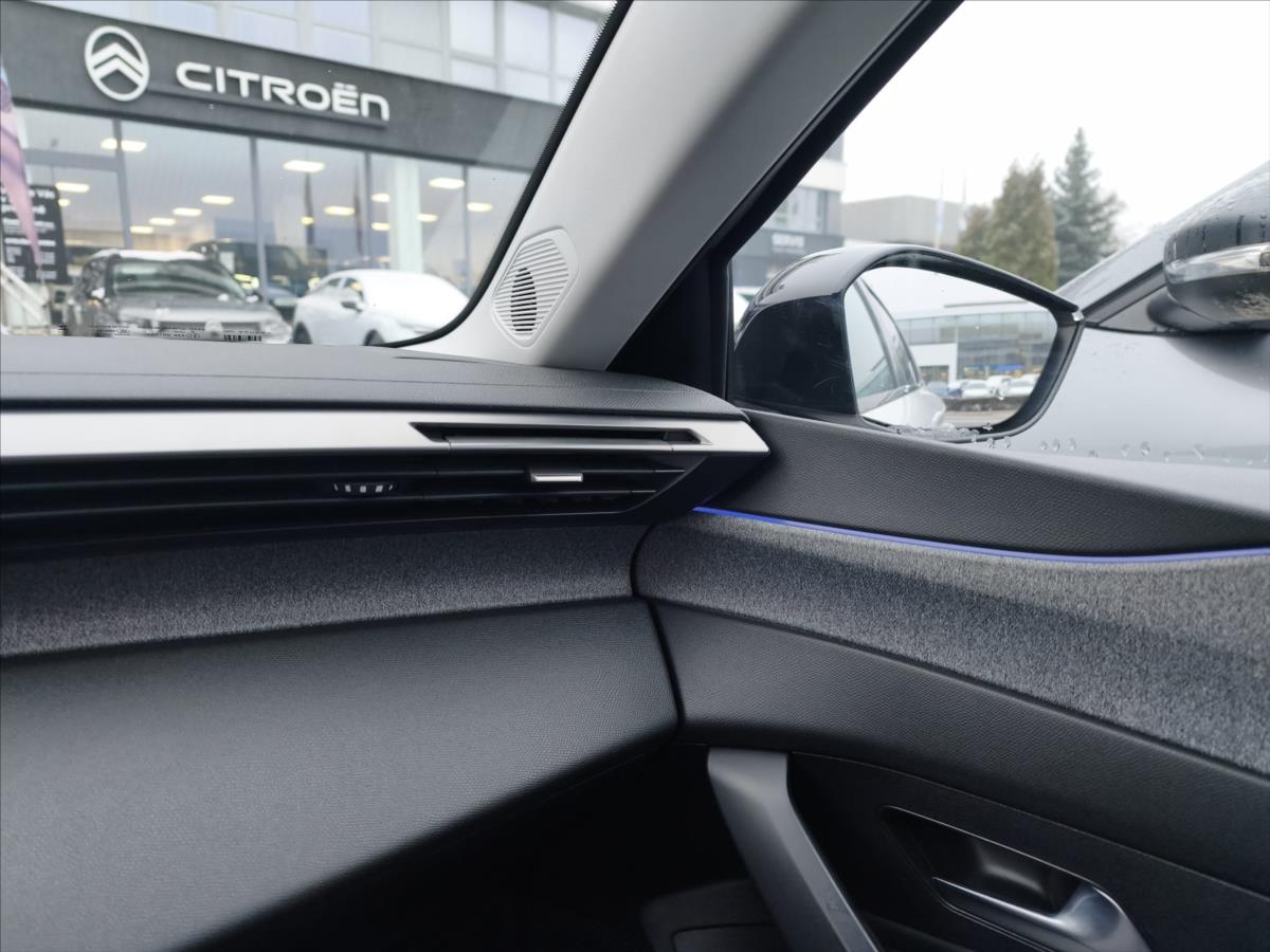 peugeot-308-1-2-allure - 4
