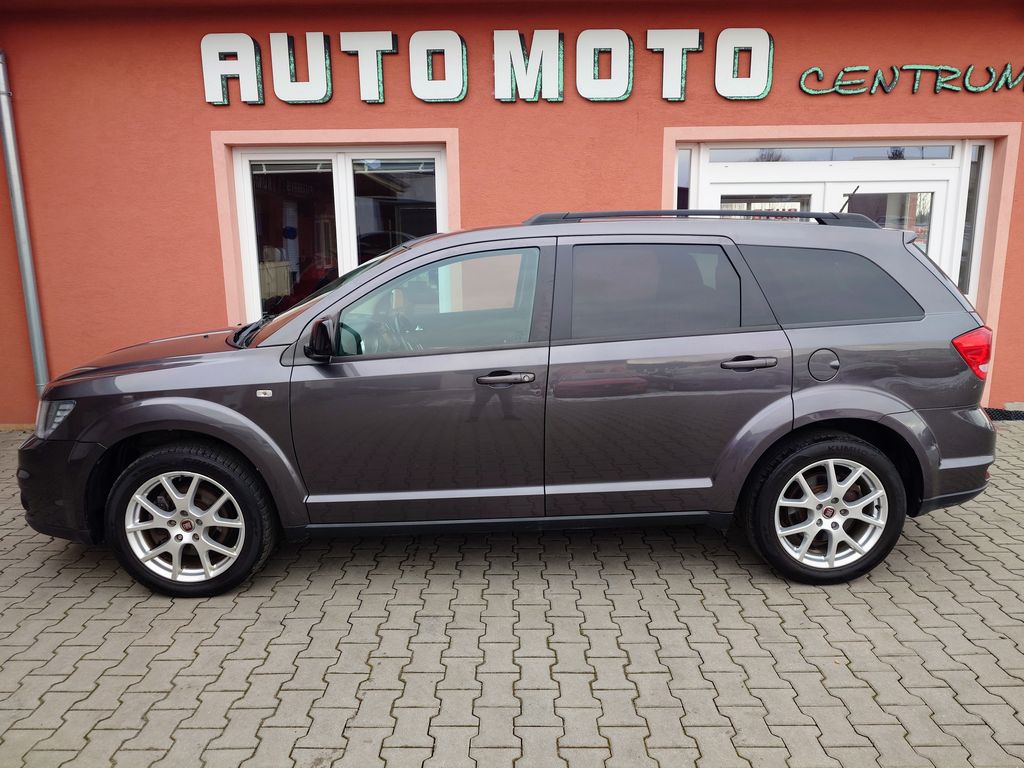 fiat-freemont-2-0-multijet-125-kw-black-code - 1