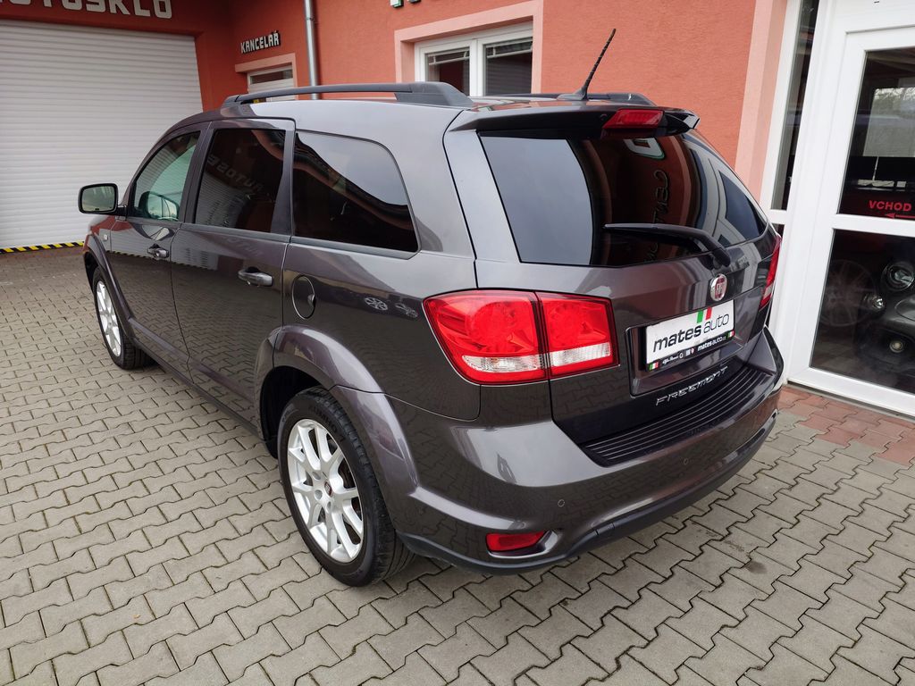 fiat-freemont-2-0-multijet-125-kw-black-code - 2