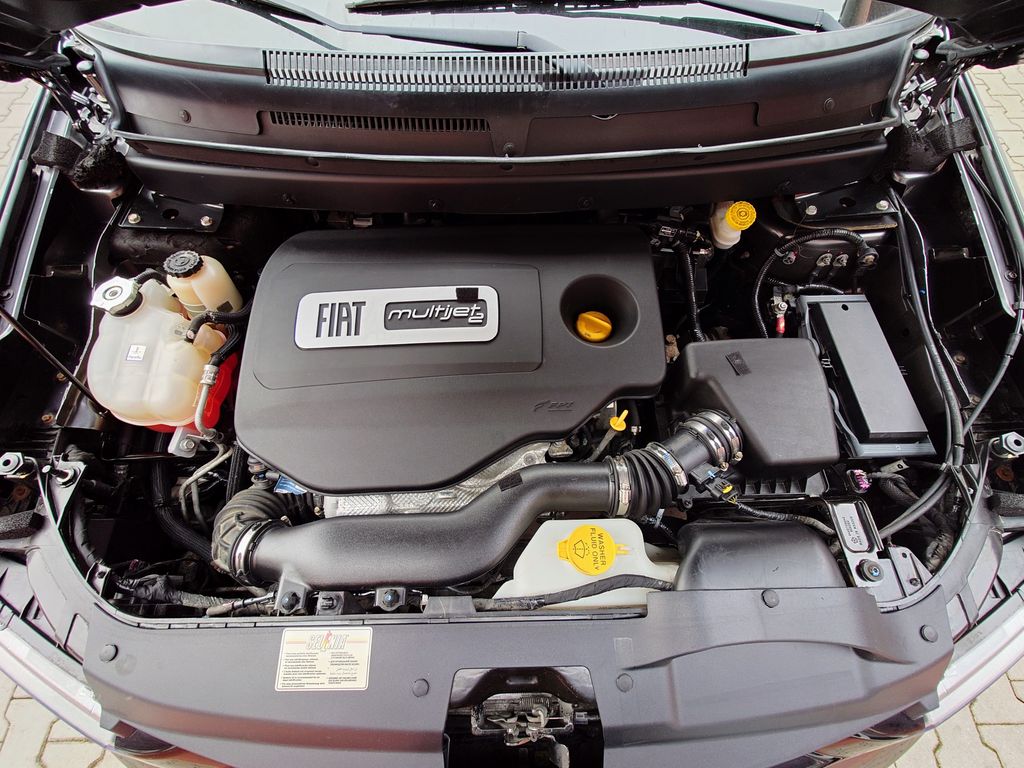fiat-freemont-2-0-multijet-125-kw-black-code - 8