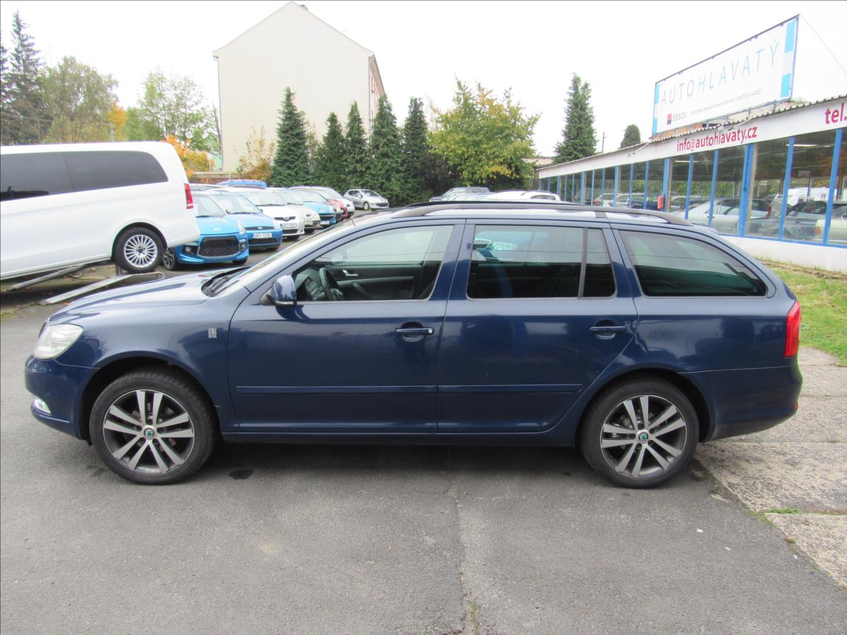 skoda-octavia-1-6-tdi-cr-dpf-ambition-combi - 6