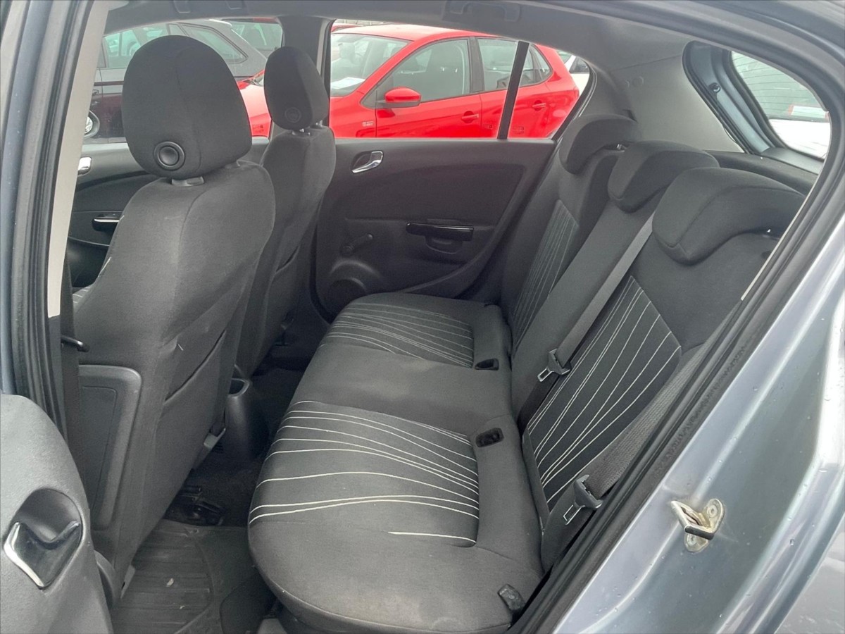 opel-corsa-1-2-i - 8