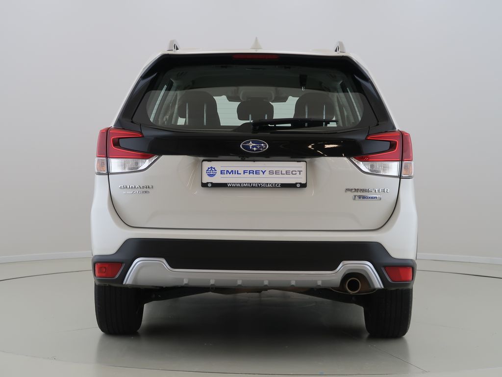 subaru-forester-2-0boxer-cz-110kw-at-4x4 - 5