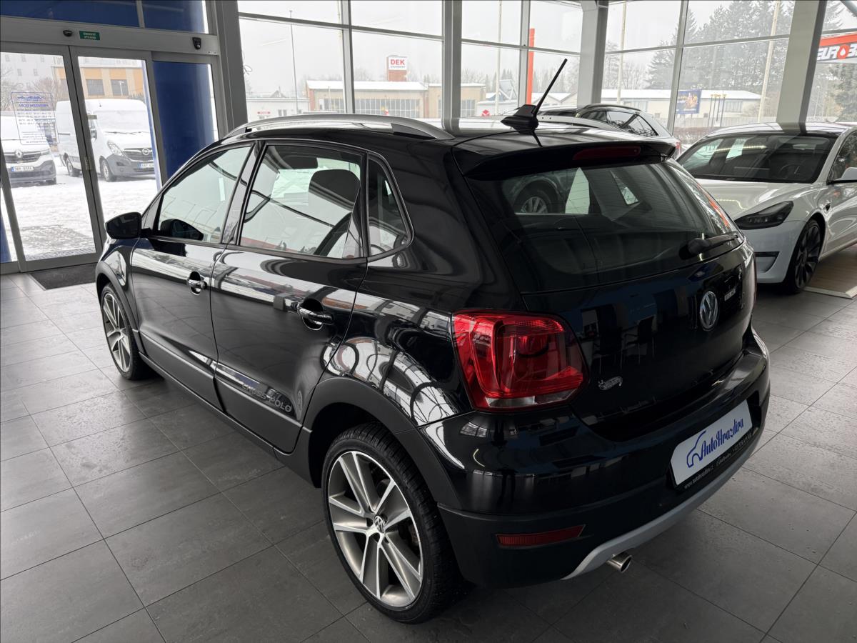 volkswagen-polo-1-2-cross-77kw-servisni-knizka - 3