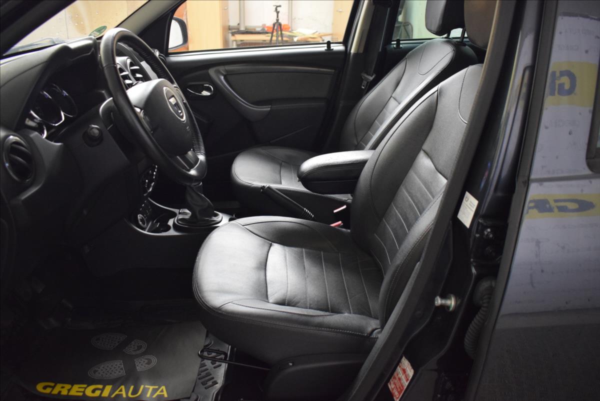 dacia-duster-1-2-tce-4x4-plna-vybava-po-stk - 9