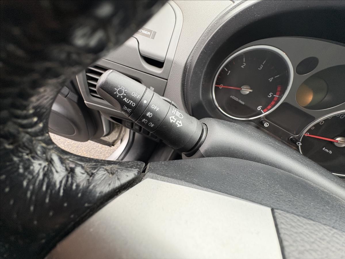 nissan-x-trail-2-0-dci-127kw-4x4-vybava-or-km - 6
