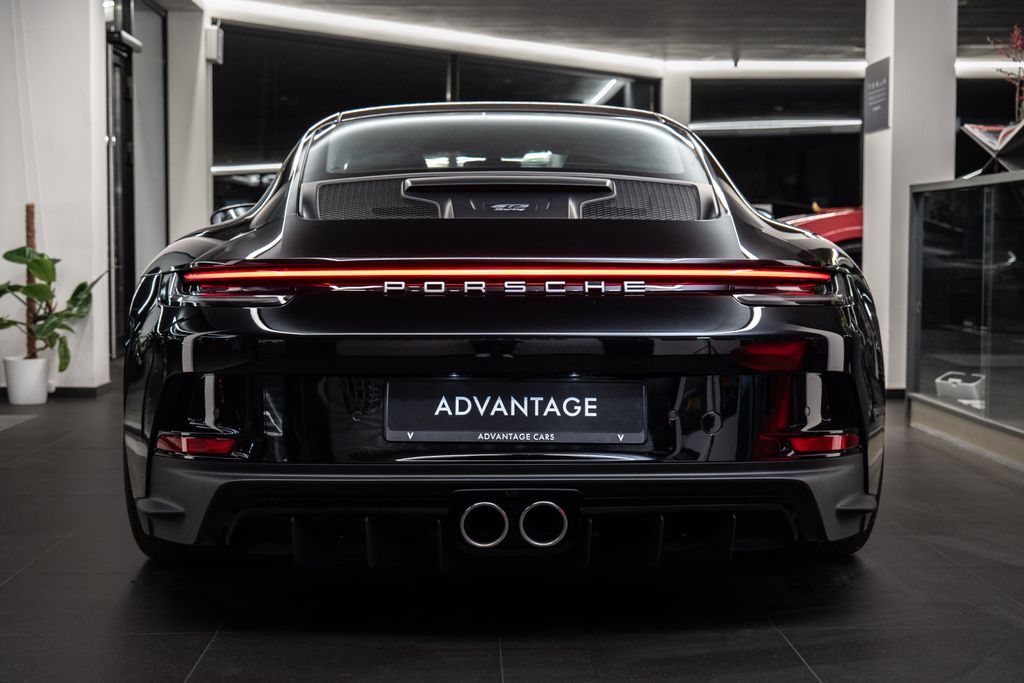 porsche-911-gt3-touring-lift-pccb-led - 2