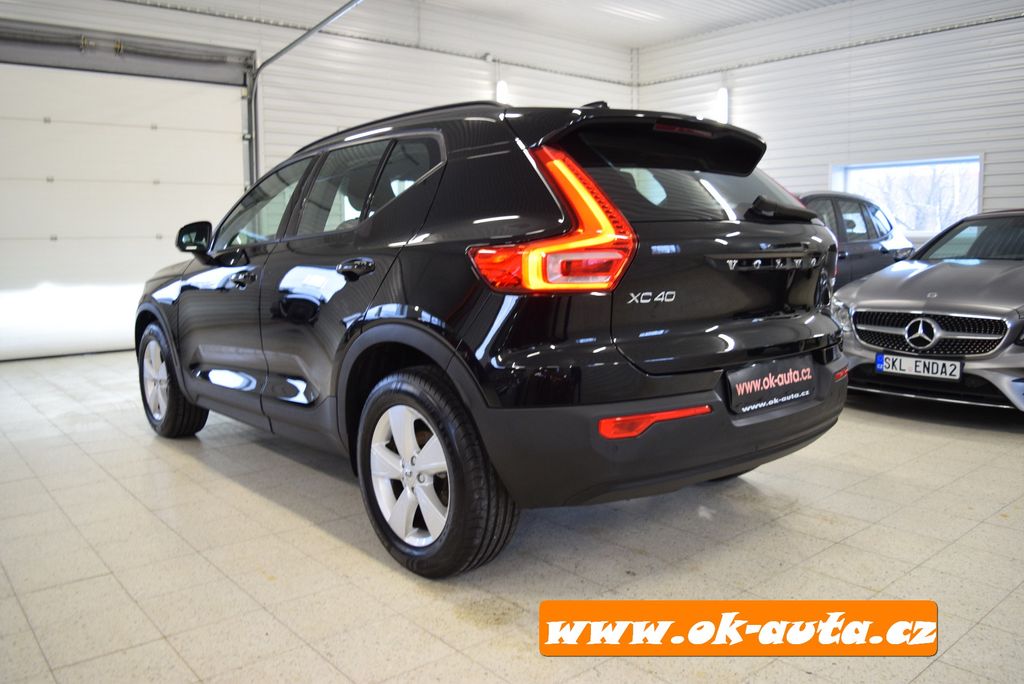 volvo-xc40-t2-momentum-automat-dph - 1