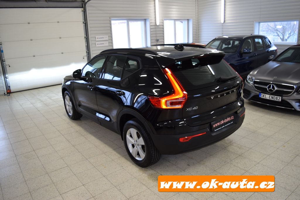 volvo-xc40-t2-momentum-automat-dph - 2