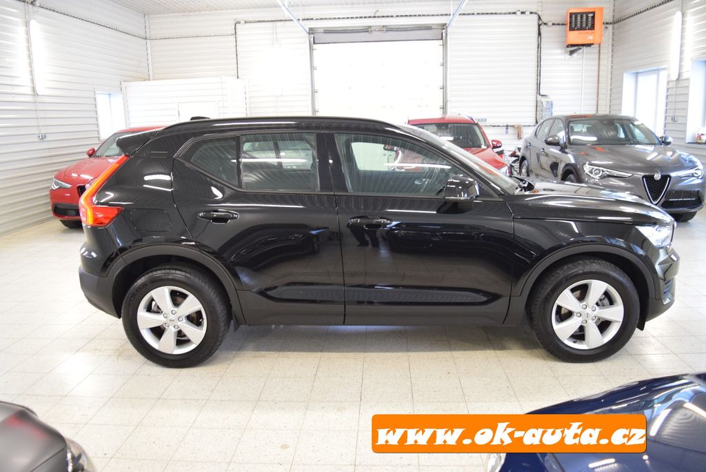 volvo-xc40-t2-momentum-automat-dph - 6