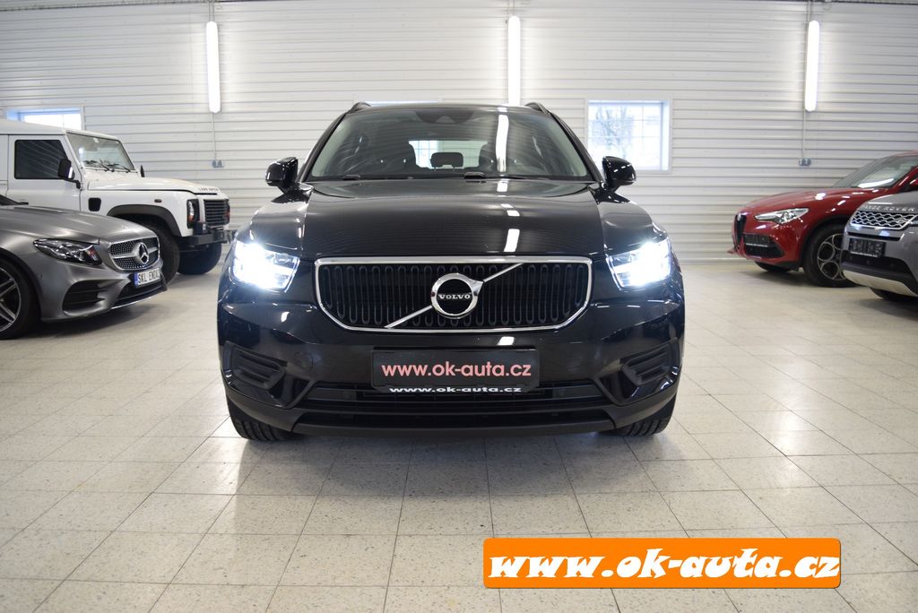 volvo-xc40-t2-momentum-automat-dph - 8