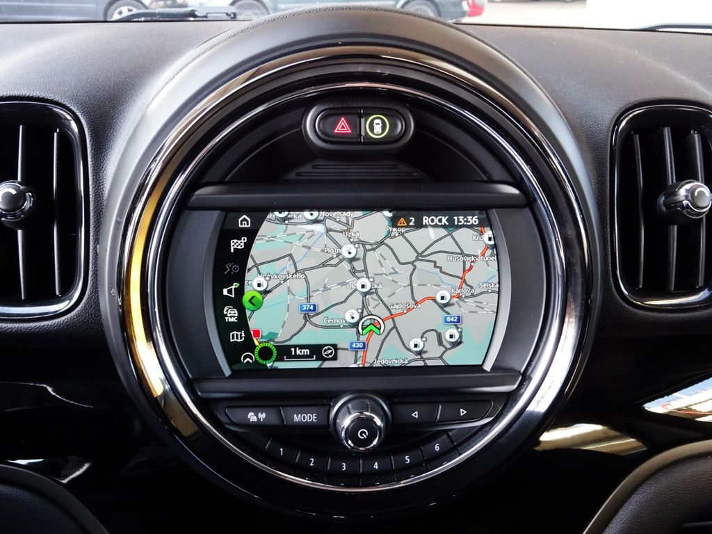 mini-countryman-cooper-1-5-se-all4-a-t-hybrid - 7