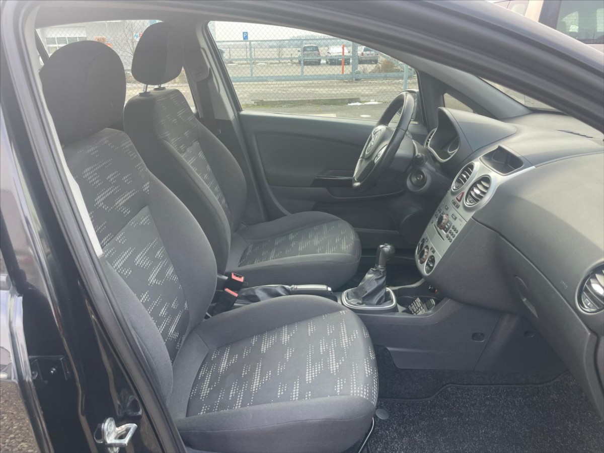opel-corsa-1-2-i - 9
