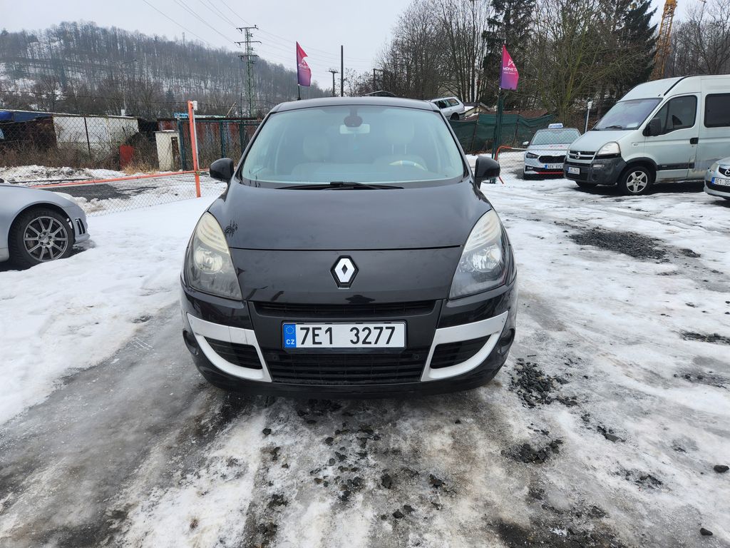 renault-grand-scenic-1-6-dci - 1