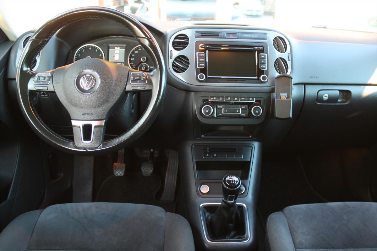 volkswagen-tiguan-1-4-tsi-90kw-sport-style - 6