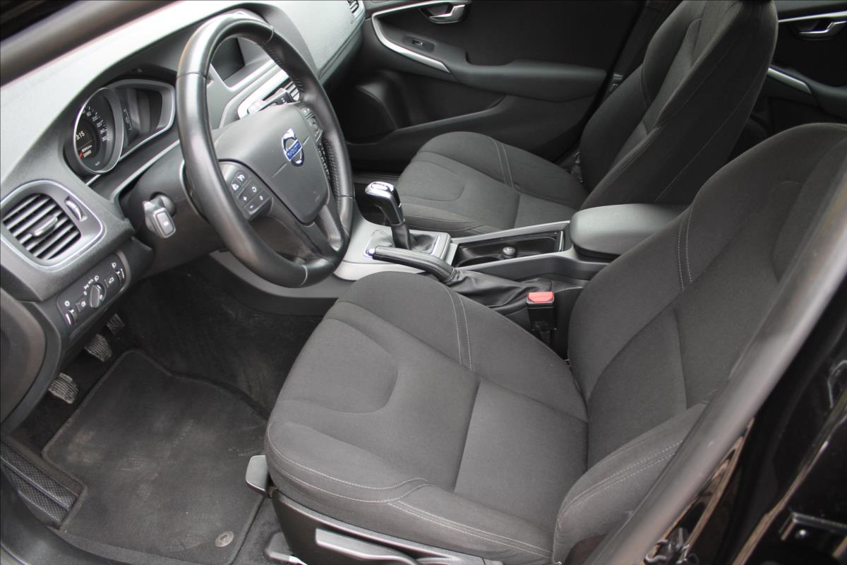 volvo-v40-2-0-d2-88kw-navi - 6