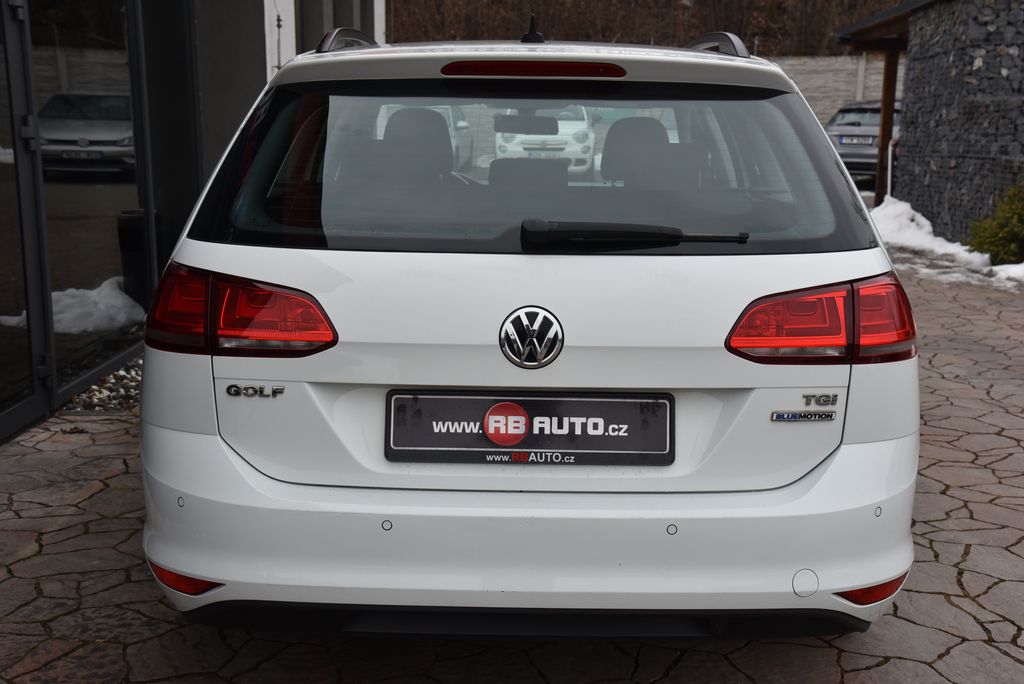volkswagen-golf-1-4-tgi-81-kw-dsg - 8