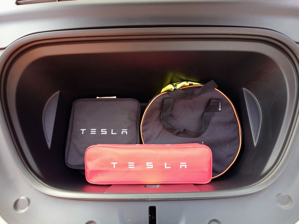 tesla-model-y-performance-berlin-eap-393 - 8