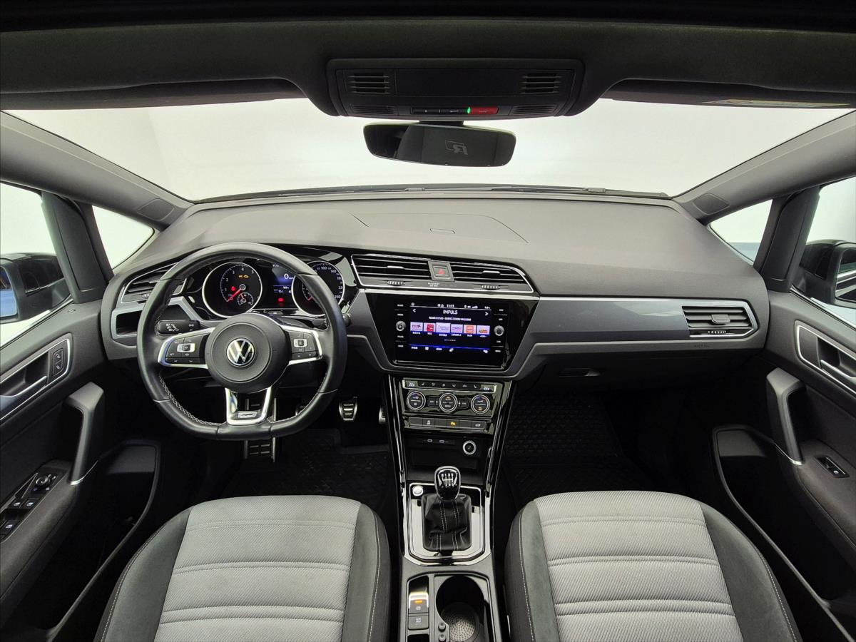 volkswagen-touran-1-5-tsi-evo-6g-r-line - 7