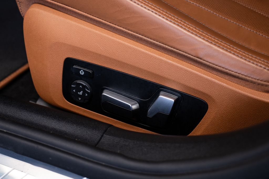 bmw-rada-8-i-grancoupe-laser-softclose-m - 7