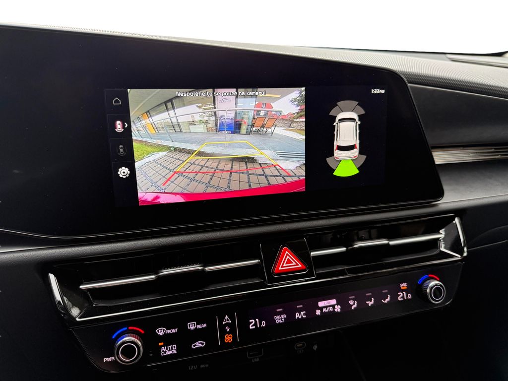 kia-niro-64-kwh-style - 7