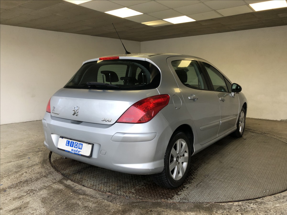 peugeot-308-1-6-16v - 6