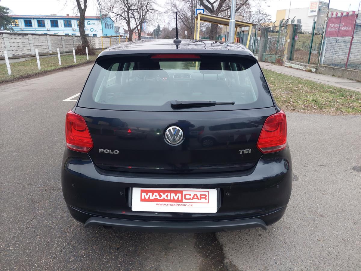 volkswagen-polo-1-2-tsi-r-line-top-vybava - 5