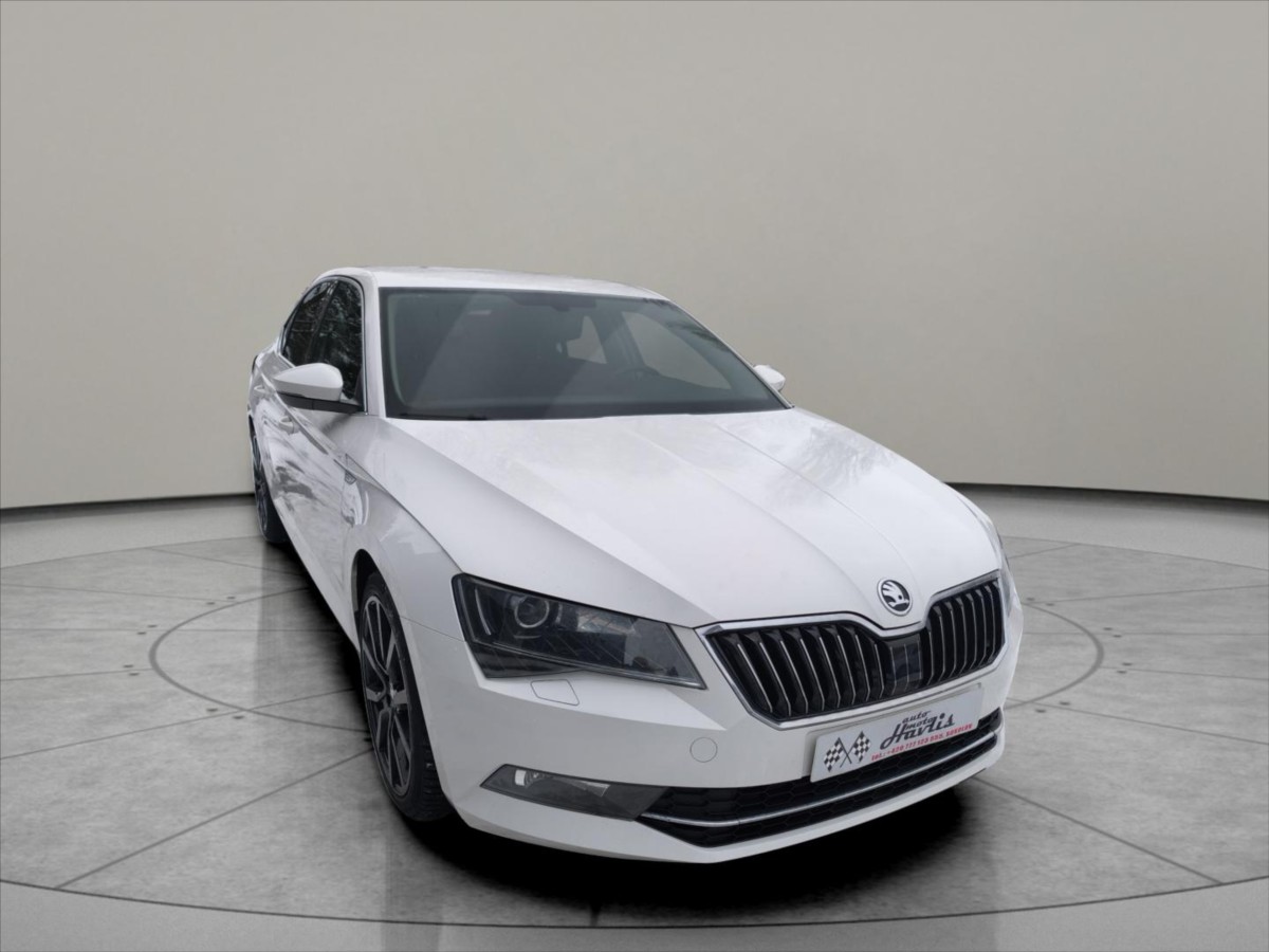 skoda-superb-2-0-tdi-110kw-sedan - 1