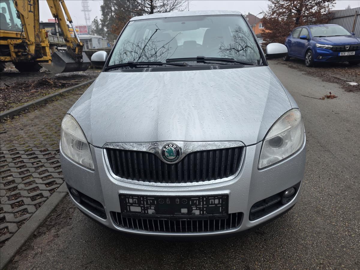 skoda-fabia-1-2-1-2i-44kw-klima-abs-tazne-1-2i-44kw-klima-abs-tazne - 1