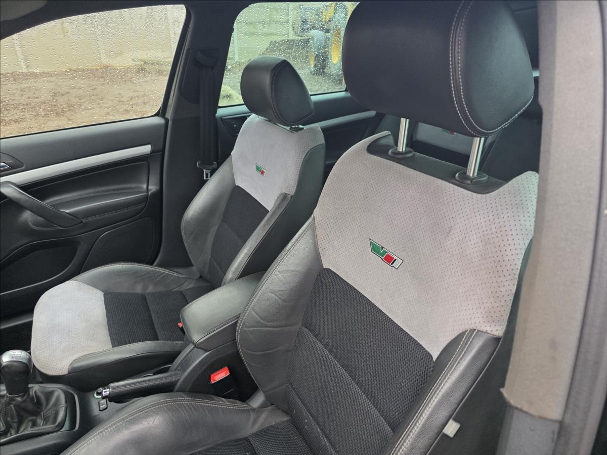 skoda-octavia-2-0-2-0tdi-rs-125kw-alu-18-2-0tdi-rs-125kw-alu-18 - 9