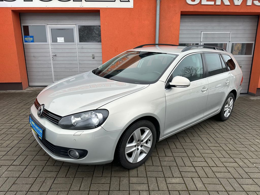 Volkswagen Golf 1.4 TSI 90KW 1.maj., nová TK
