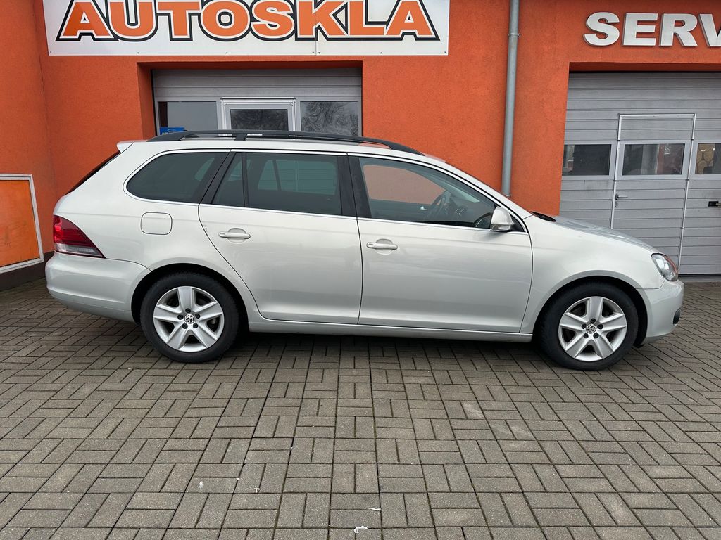 volkswagen-golf-1-4-tsi-90kw-1-maj-nova-tk - 3