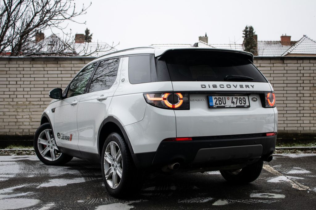 land-rover-discovery - 6
