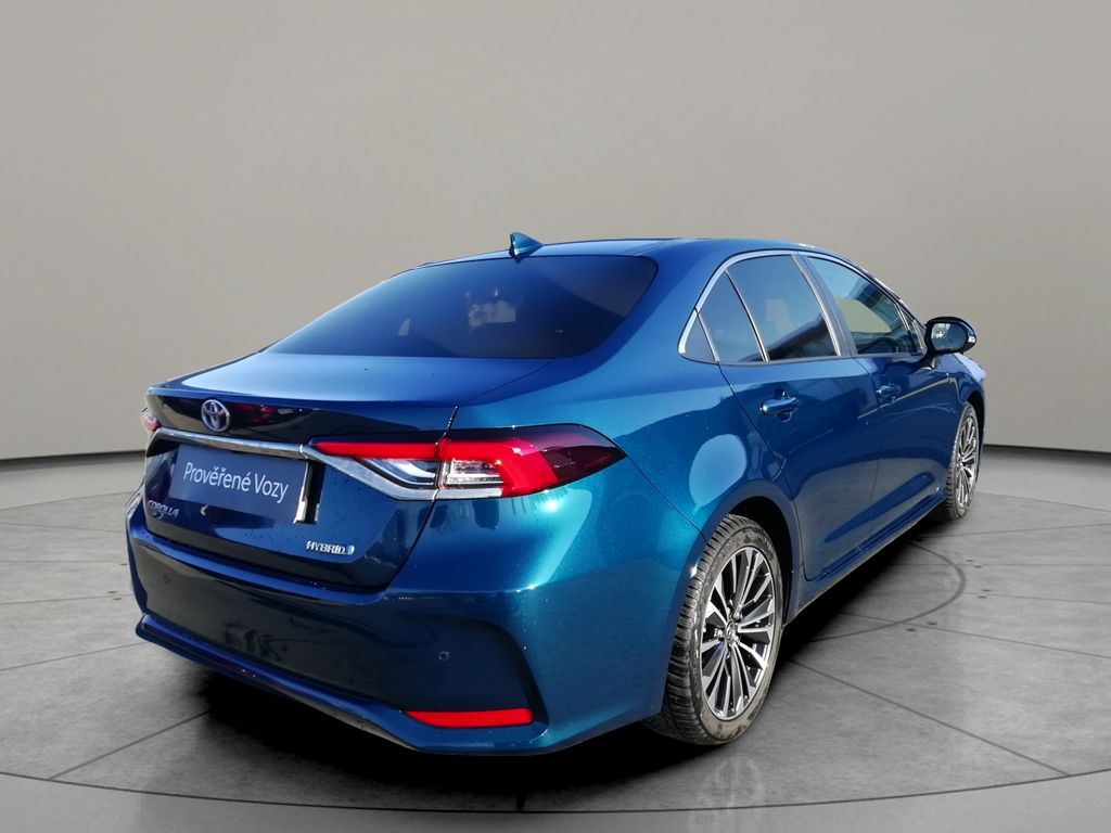 toyota-corolla-1-8-hev-e-cvt-style - 1