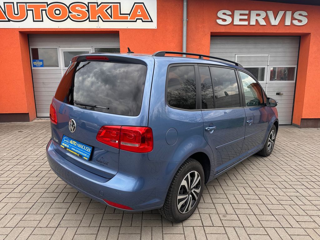 volkswagen-touran-1-2-tsi-77kw-serviska-tazne - 1
