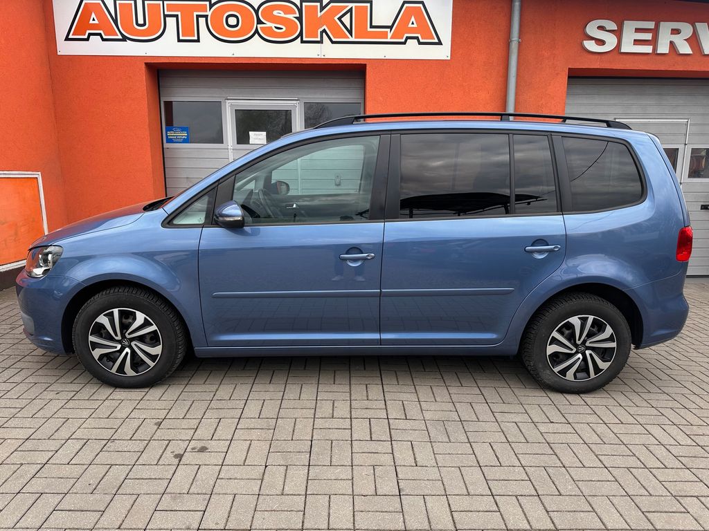 volkswagen-touran-1-2-tsi-77kw-serviska-tazne - 2